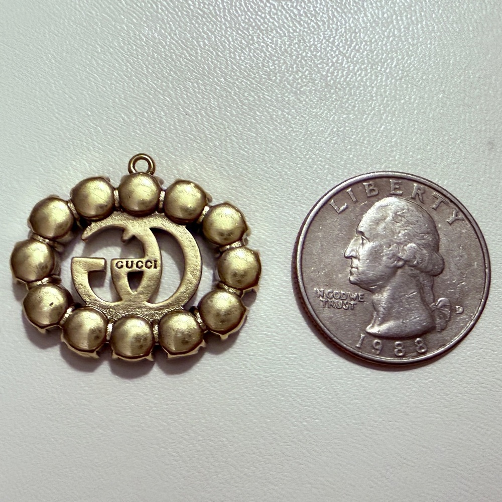 Stunning Gucci Upcycled GG Zipper Pull Charm Gold
Tone & Blue Rhinestone Pendant - Picture 3 of 3